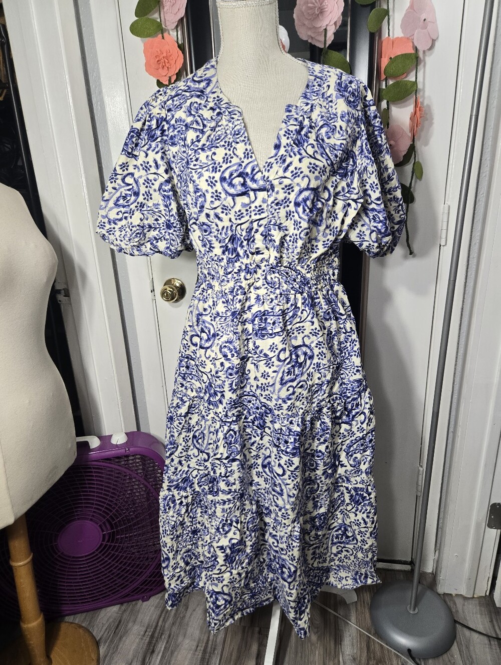 Harlow & Rose Puffy Sleeve Midi Dress Sz Large Blue/ivory